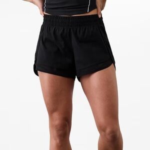 Athleta Mesh Racer Run 4” Short